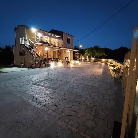 Villeta Nikol “Νηνεμία” Lixouri Exteriör bild